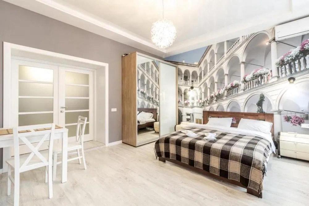 Vip Avalon Lviv