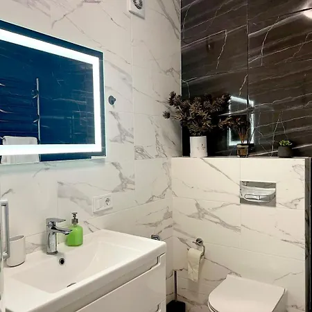 לבוב Apartments Vip Avalon מראה חיצוני תמונה