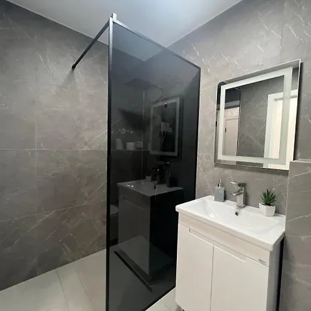 לבוב Apartments Vip Avalon מראה חיצוני תמונה