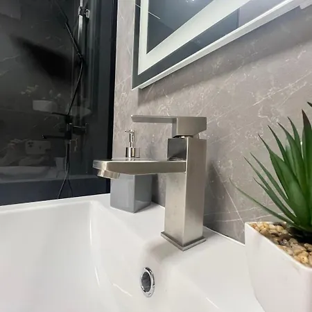 לבוב Apartments Vip Avalon מראה חיצוני תמונה