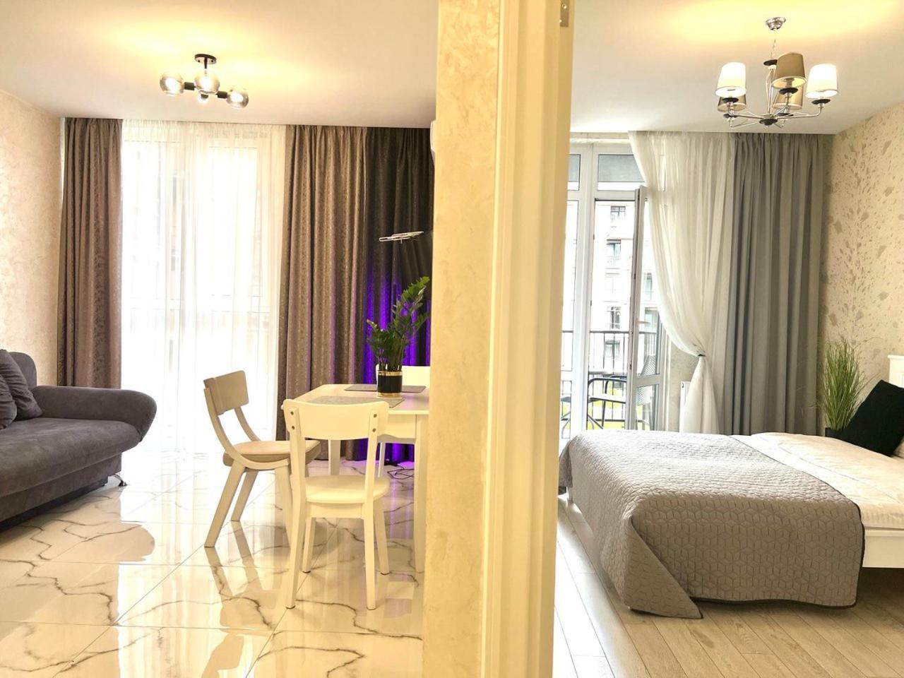 Vip Avalon